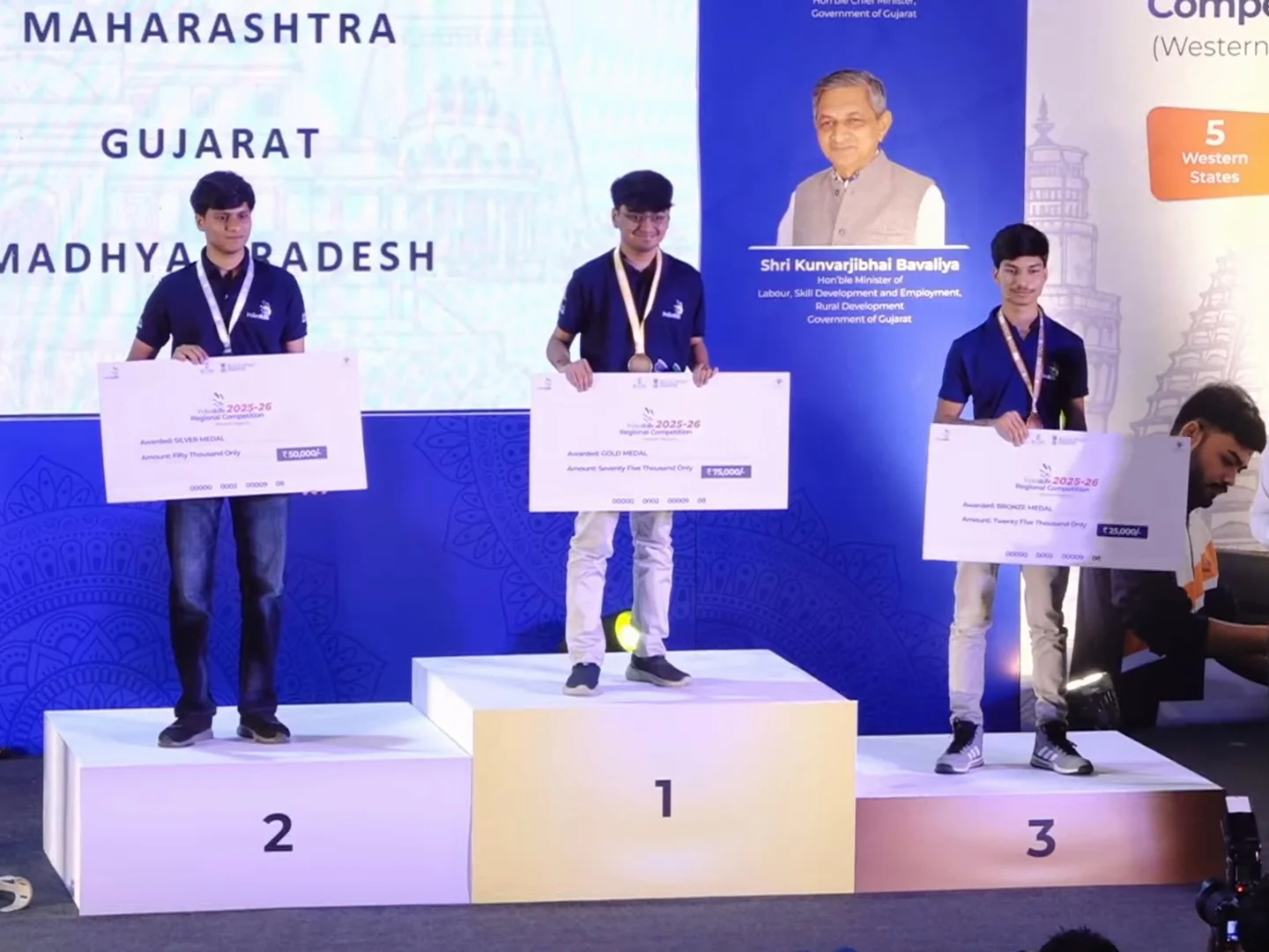 Viraj Ravani IndiaSkills Regional Mobile Application Development Gold Medal award